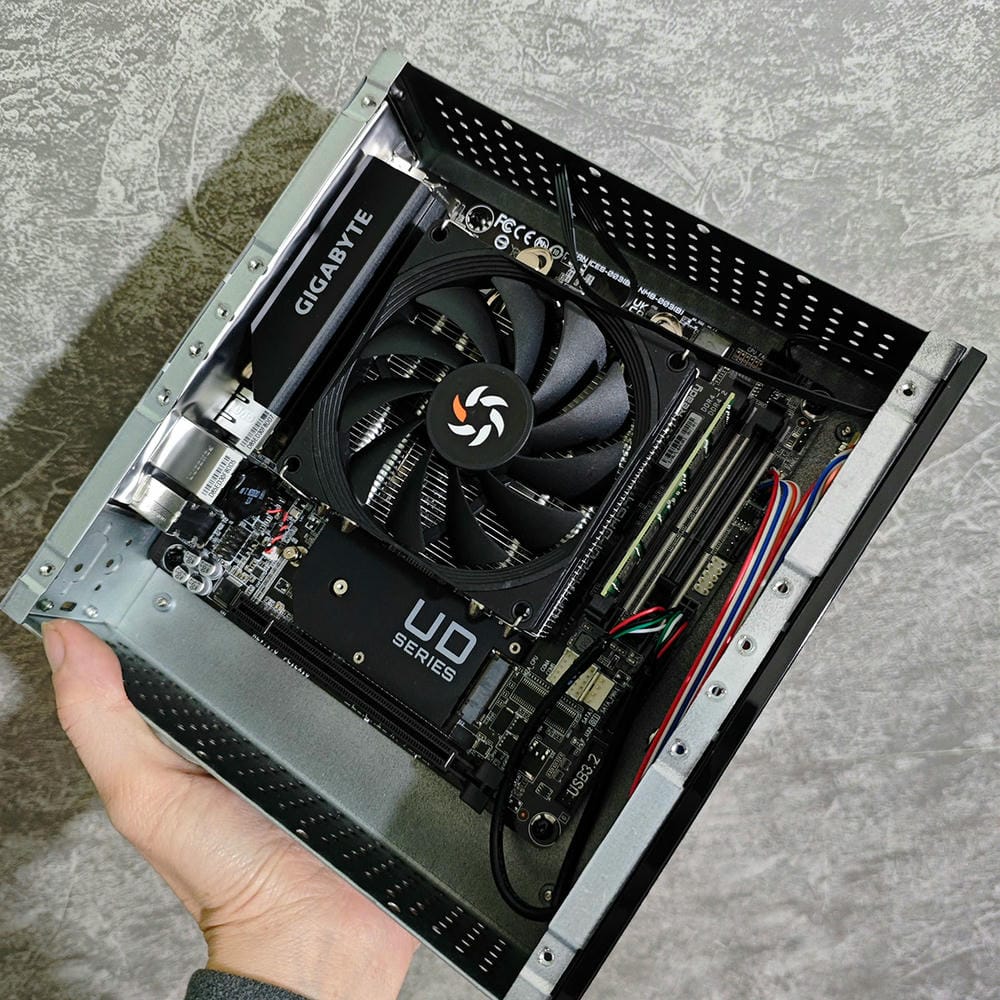 mini pc itx amd 5600g